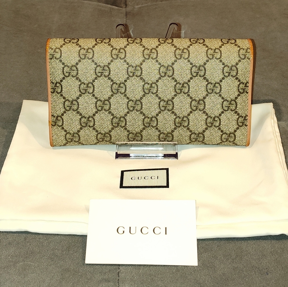 GUCCI GG SUPREME RIBBON FLAP MONGRAM SNAP BI-FOLD LONG WALLET WITH DUSTBAG & BOX - Picture 6 of 17